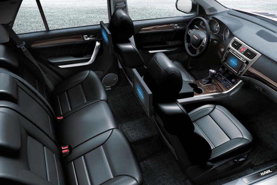 Интерьер Haval H8 2013 года  (фото 11 из 13)